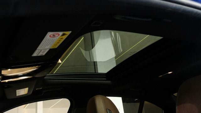 330i M版 5AU  第12張相片