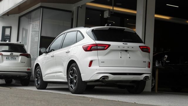 KUGA 6M  第2張相片