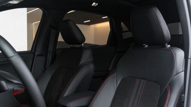 KUGA 6M  第9張相片