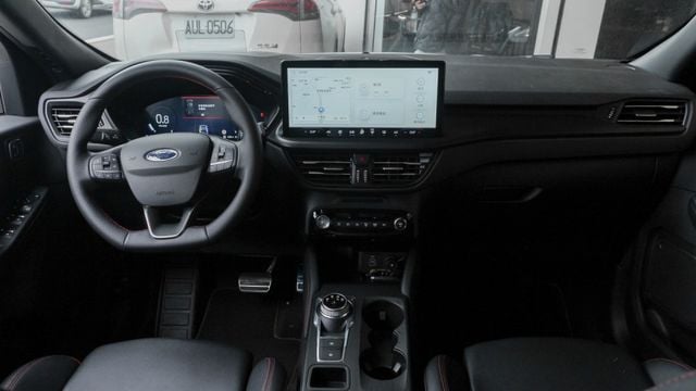 KUGA 6M  第16張相片
