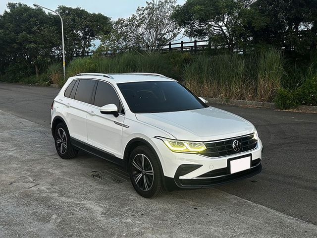 21年VW TIGUAN 1.5一手車 原鈑件  原廠保固中 無事故 無泡水  全額貸 低利率 免頭款  第2張相片