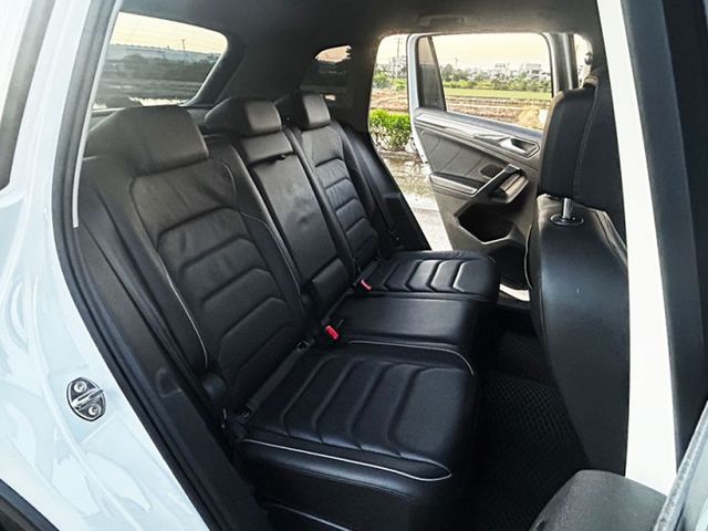 21年VW TIGUAN 1.5一手車 原鈑件  原廠保固中 無事故 無泡水  全額貸 低利率 免頭款  第9張相片