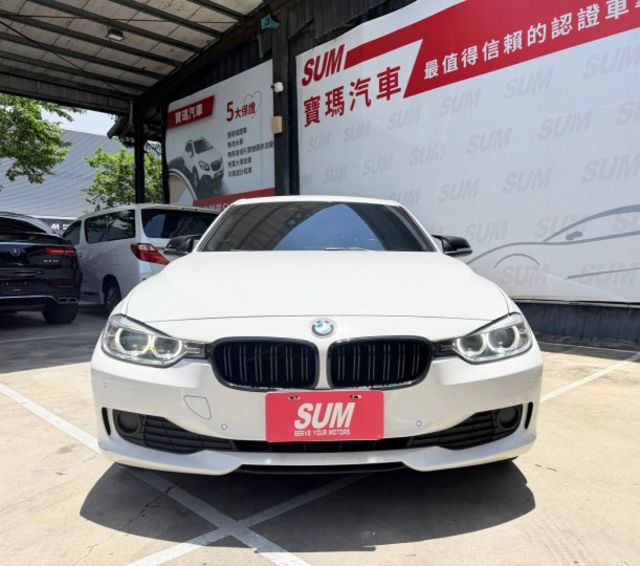 總代理 跑得少、車況優質，歲月帶走的是年份，帶不走的是 BMW 歐洲車歷久彌新的質感  第3張相片