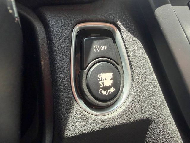 總代理 跑得少、車況優質，歲月帶走的是年份，帶不走的是 BMW 歐洲車歷久彌新的質感  第15張相片