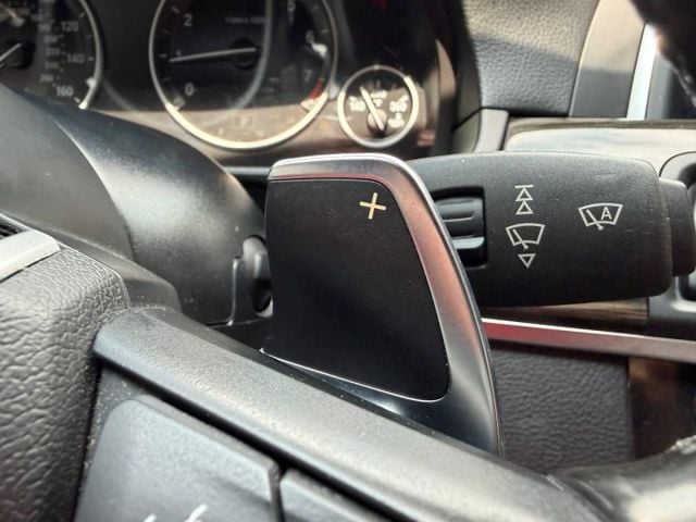 BMW 528i M Sport 適合喜愛 BMW 操控感、重視座艙質感，同時希望兼具日常舒適與運動風格的車主。  第12張相片
