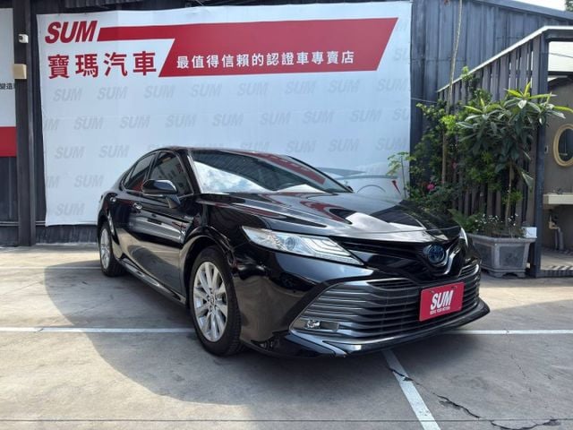 油電尊爵版 日本進口品質搭配Hybrid油電科技 擁有出色油耗表現與優異妥善率，長途通勤、省油代步  第1張相片