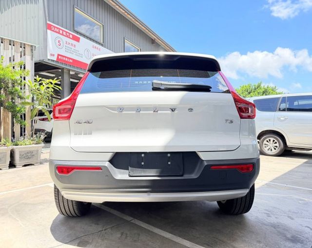 T3 Momentum 都會小休旅不是只能「好停車」而已 , 安全、質感、靈活操控一次到位  第4張相片