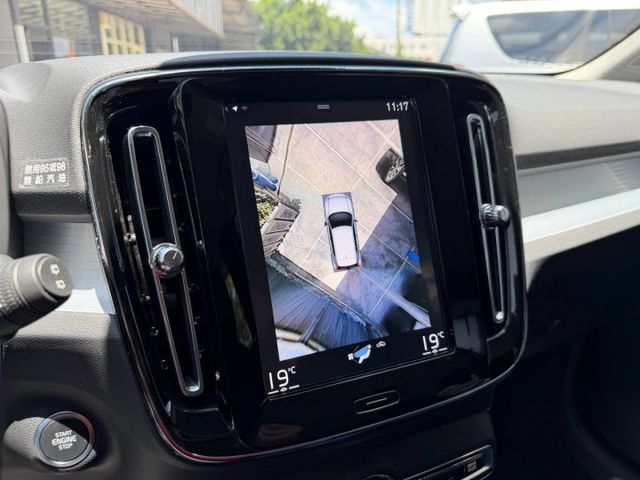 T3 Momentum 都會小休旅不是只能「好停車」而已 , 安全、質感、靈活操控一次到位  第15張相片