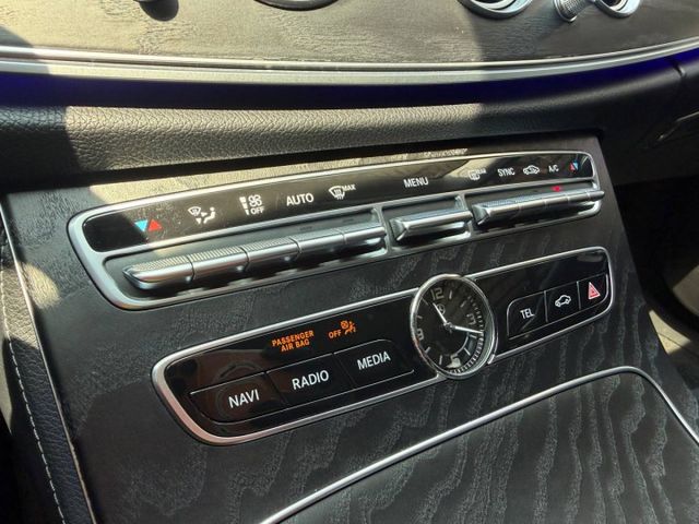 E300 星動版＋23P 智慧行車輔助 360°環景影像 穩定的行路質感，安靜的車室氛讓音樂、舒適與家人陪你慢慢走  第17張相片