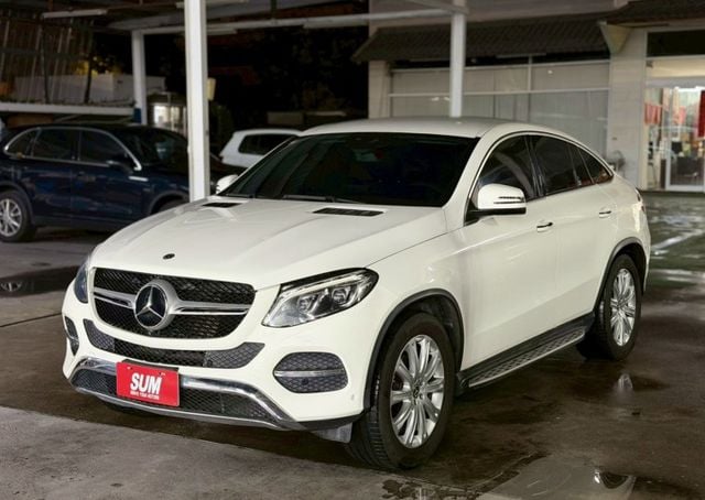 GLE350d 4MATIC ✅AEB自動煞車✅LED頭燈✅360環景✅雙區恆溫✅盲點偵測✅雙邊電動/記憶座椅✅換檔撥片  第1張相片