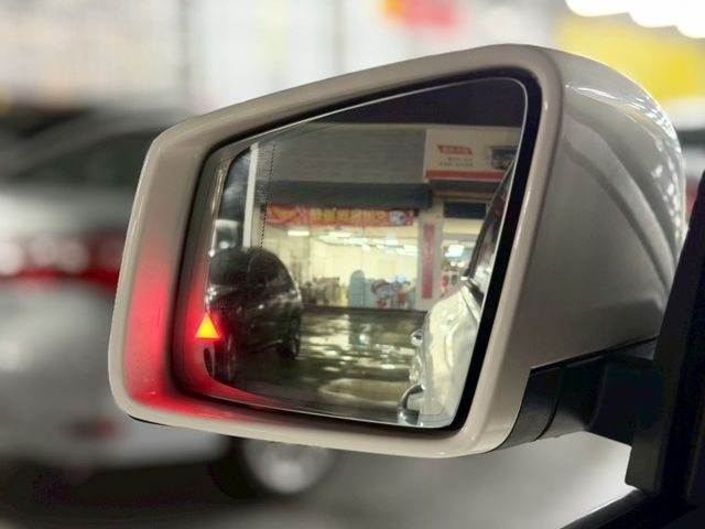 GLE350d 4MATIC ✅AEB自動煞車✅LED頭燈✅360環景✅雙區恆溫✅盲點偵測✅雙邊電動/記憶座椅✅換檔撥片  第10張相片