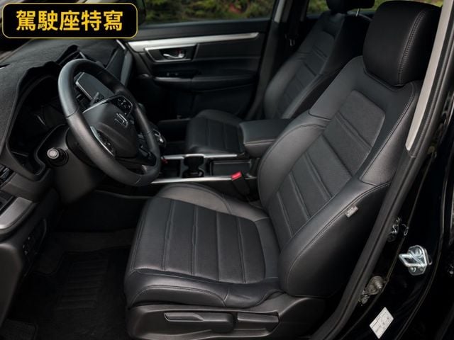 全車原鈑件 VTI-S 僅跑10萬公里  平均一年僅跑1.2萬公里  有ACC跟車  第9張相片