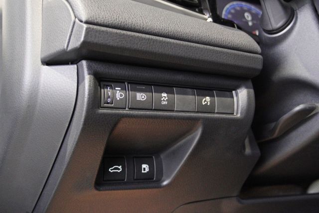 大改款全新外觀！升級TSS 3.0防護系統｜雙系統無線CARPLAY｜全速域ACC｜7安｜倒車顯影｜IKEY｜預警式防護  第10張相片