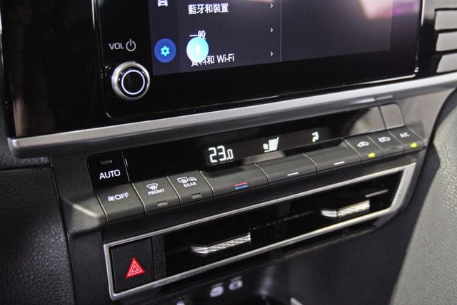 大改款全新外觀！升級TSS 3.0防護系統｜雙系統無線CARPLAY｜全速域ACC｜7安｜倒車顯影｜IKEY｜預警式防護  第16張相片