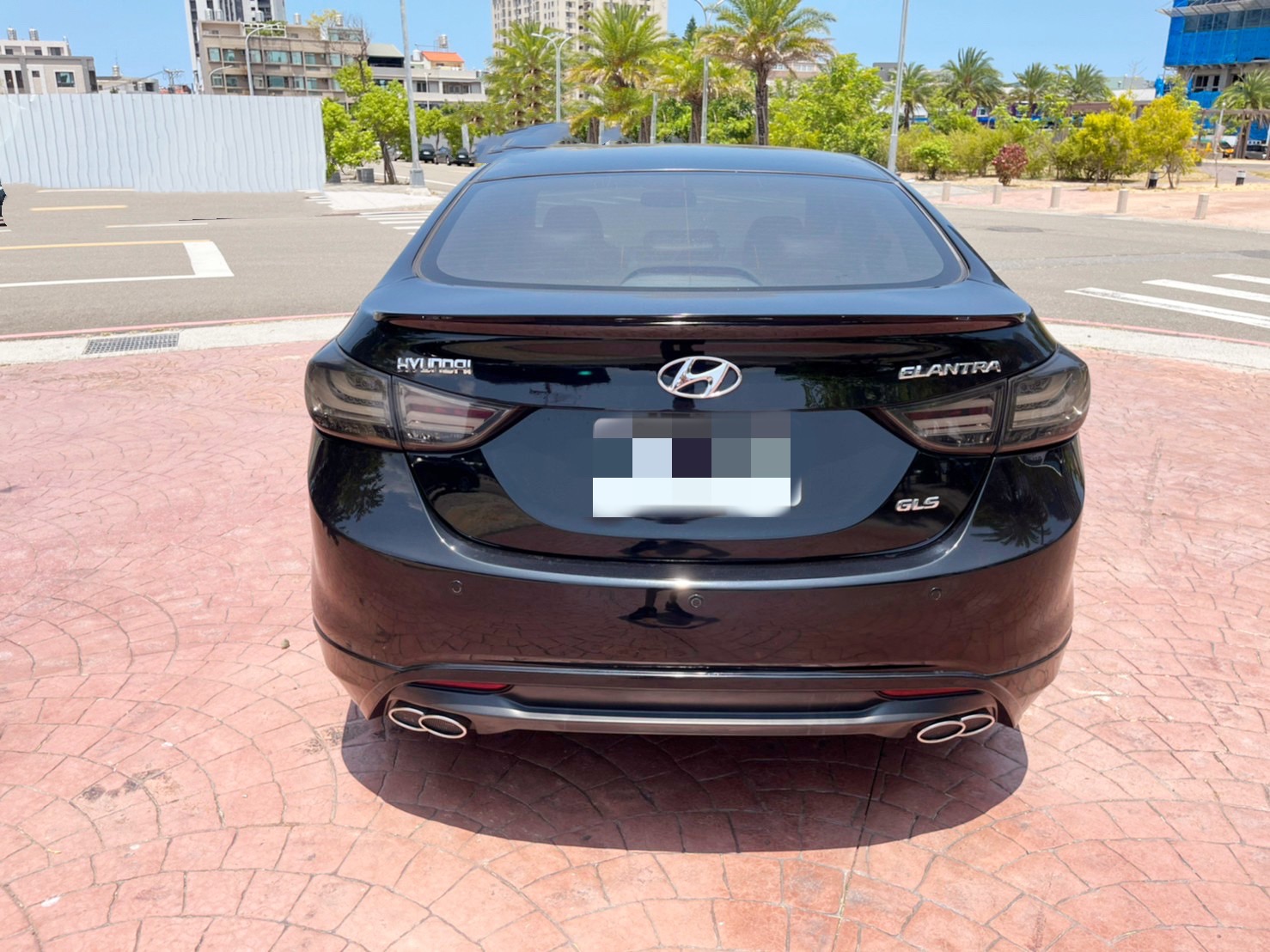 頂級稀有極光-2013年-現代Elantra-1.8 -鴻毅汽車附設保修廠-安全把關-在地誠信經營.值得你信賴  第9張相片