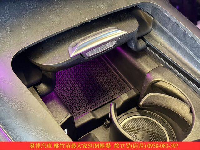 BENZ E300 油電 2024年4 2.0 黑 #7960  第15張相片