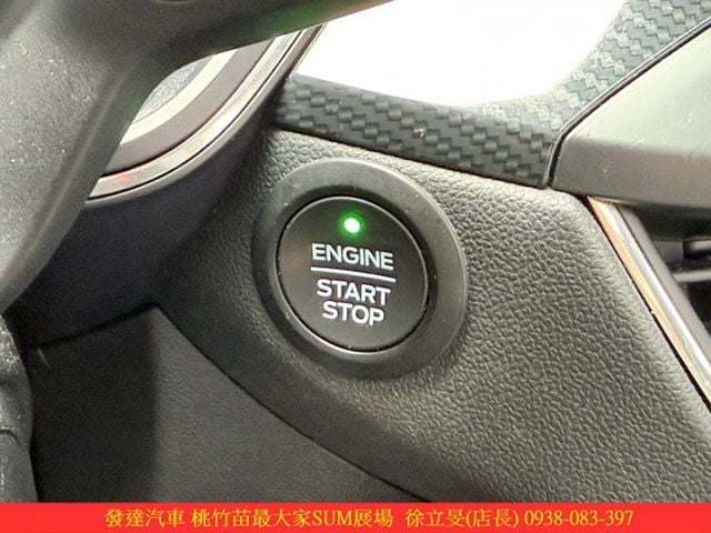 福特 KUGA ST-LINE 2020年 2.0 藍 8083  第13張相片