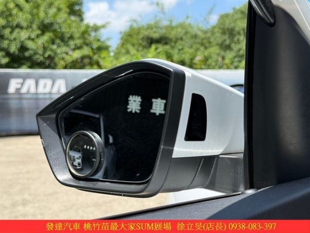 SKODA KAMIQ 2020年 1.5 白 6155  第5張相片