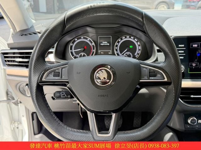 SKODA KAMIQ 2020年 1.5 白 6155  第11張相片