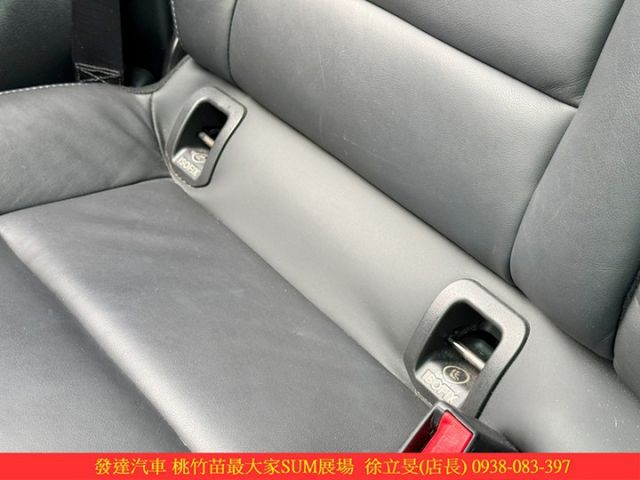 INFINITI Q30 風尚版 2018年 1.6 銀 1908  第11張相片