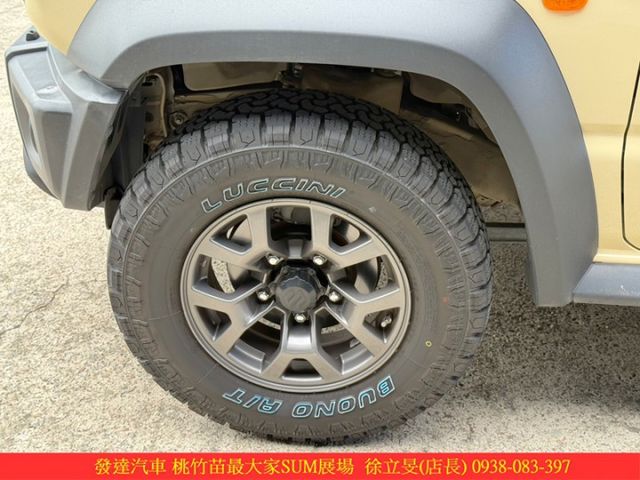 SUZUKI JIMNY 2021年 1.5 白黑(鵝黃)  第3張相片