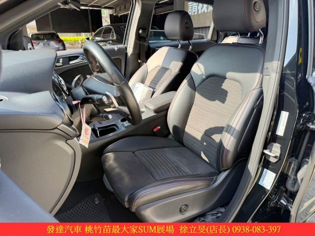 BENZ B200 2017年 1.6 黑 7876 順  第4張相片
