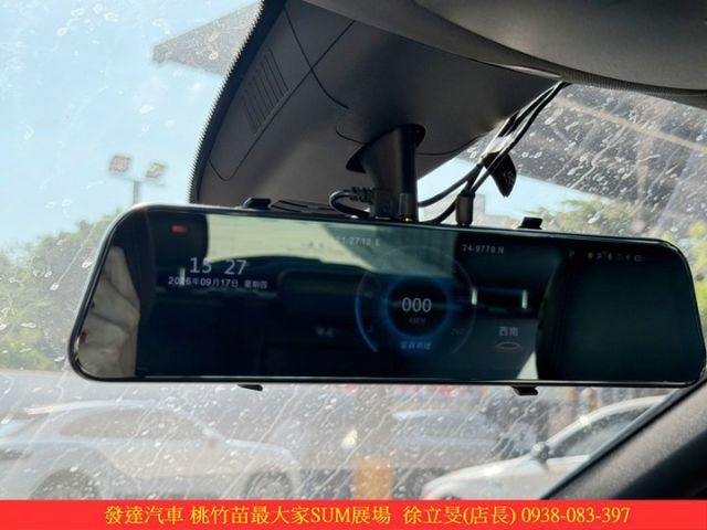 BENZ B200 2017年 1.6 黑 7876 順  第17張相片