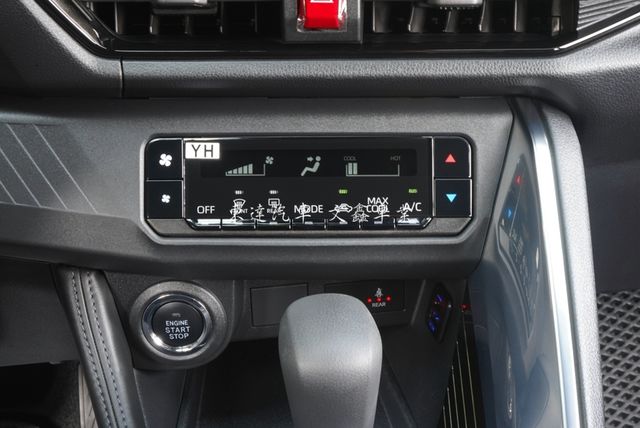 TOYOTA豐田 YARIS CROSS  第17張相片