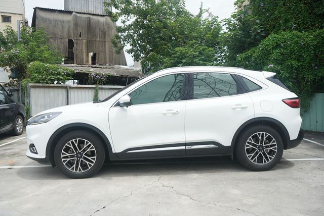 FORD福特 KUGA  第5張相片