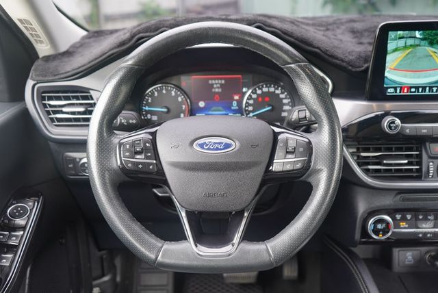 FORD福特 KUGA  第11張相片