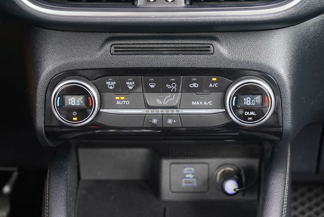 FORD福特 KUGA  第16張相片