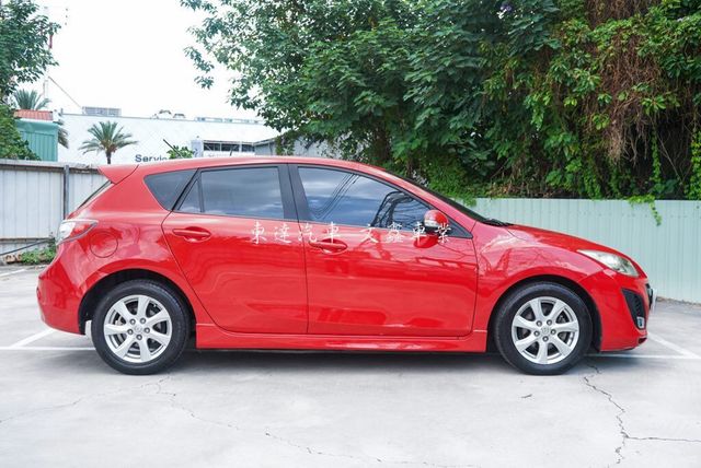 MAZDA馬自達 MAZDA 3  第3張相片