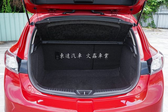 MAZDA馬自達 MAZDA 3  第8張相片