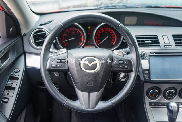 MAZDA馬自達 MAZDA 3  第15張相片