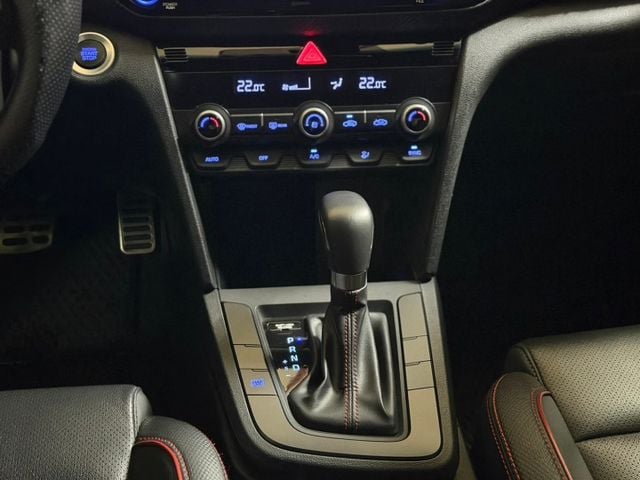 ELANTRA  第4張相片