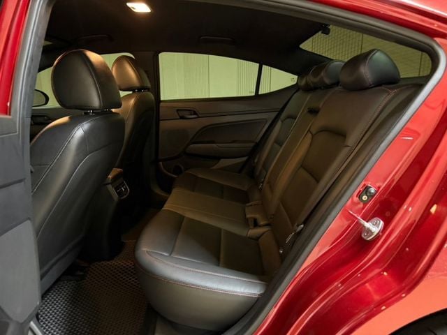 ELANTRA  第7張相片