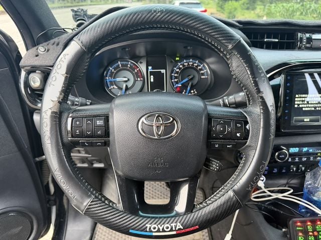 TOYOTA豐田 HILUX  第11張相片