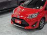精緻品項! 僅跑6萬公里、 內裝還有新車味~! 最美PRIUS C.  第1張縮圖