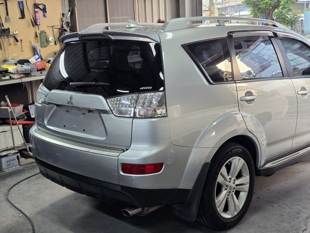 超美4WD~ 車輛整備中....  第1張相片