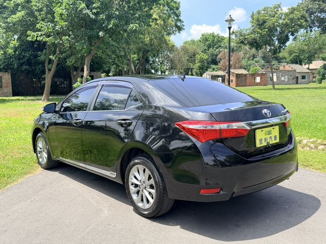 TOYOTA豐田 ALTIS  第17張相片