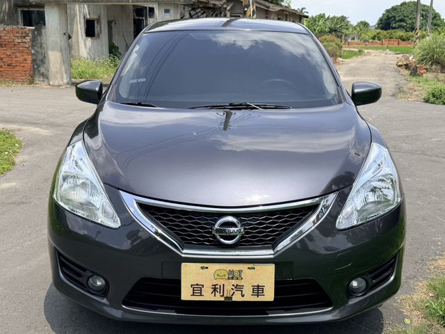 NISSAN日產 TIIDA  第3張相片