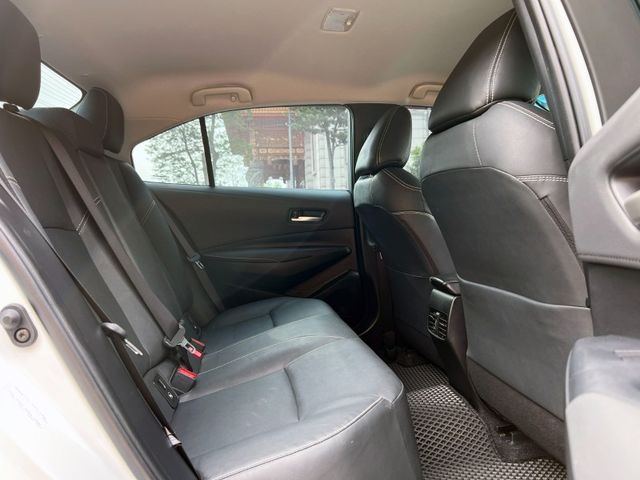 Toyota  Altis  第9張相片