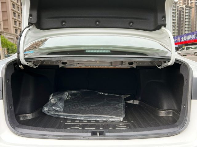 Toyota  Altis  第10張相片