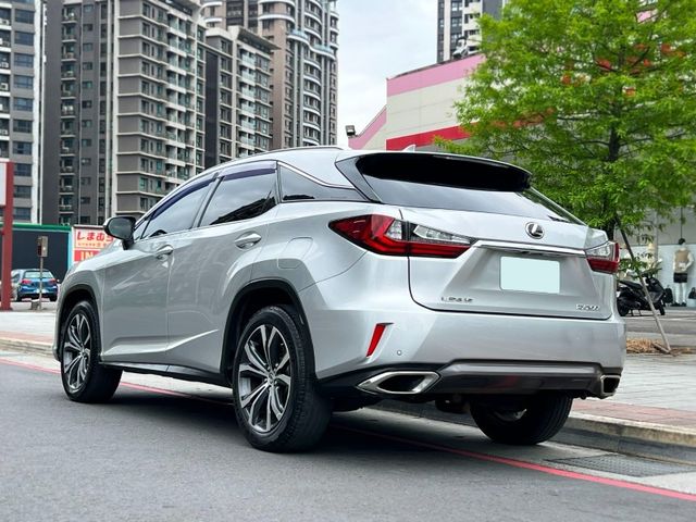 Lexus  RX  第4張相片