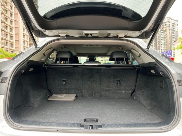 Lexus  RX  第10張相片