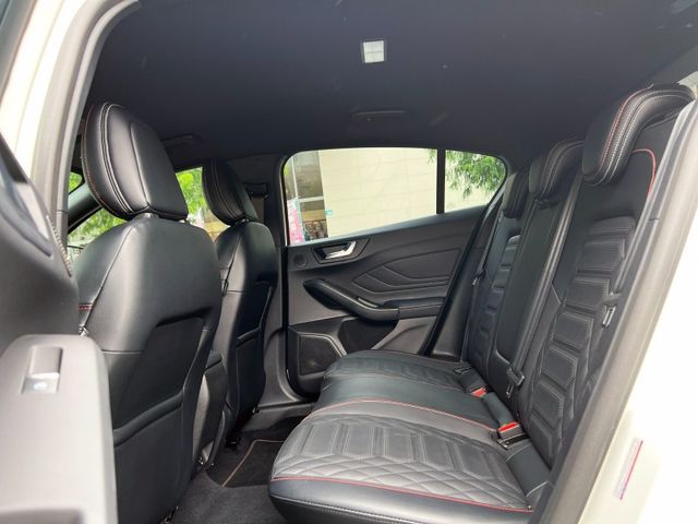 Ford/福特  Focus  第7張相片
