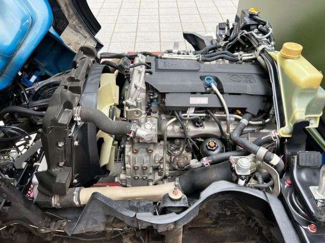 Mitsubishi  Canter  第19張相片