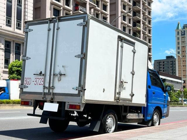Mitsubishi  Delica  第3張相片
