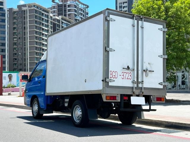 Mitsubishi  Delica  第4張相片