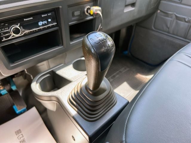 Mitsubishi  Delica  第12張相片